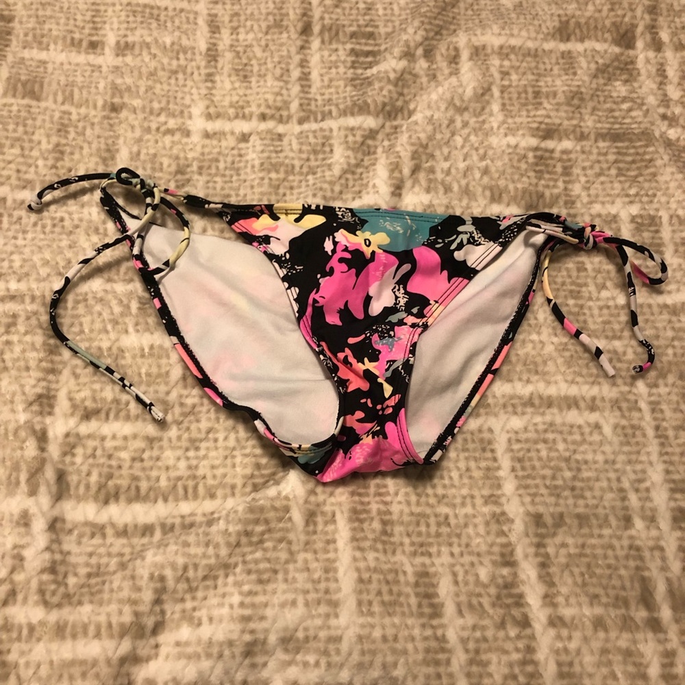 Tie on side bikini bottom